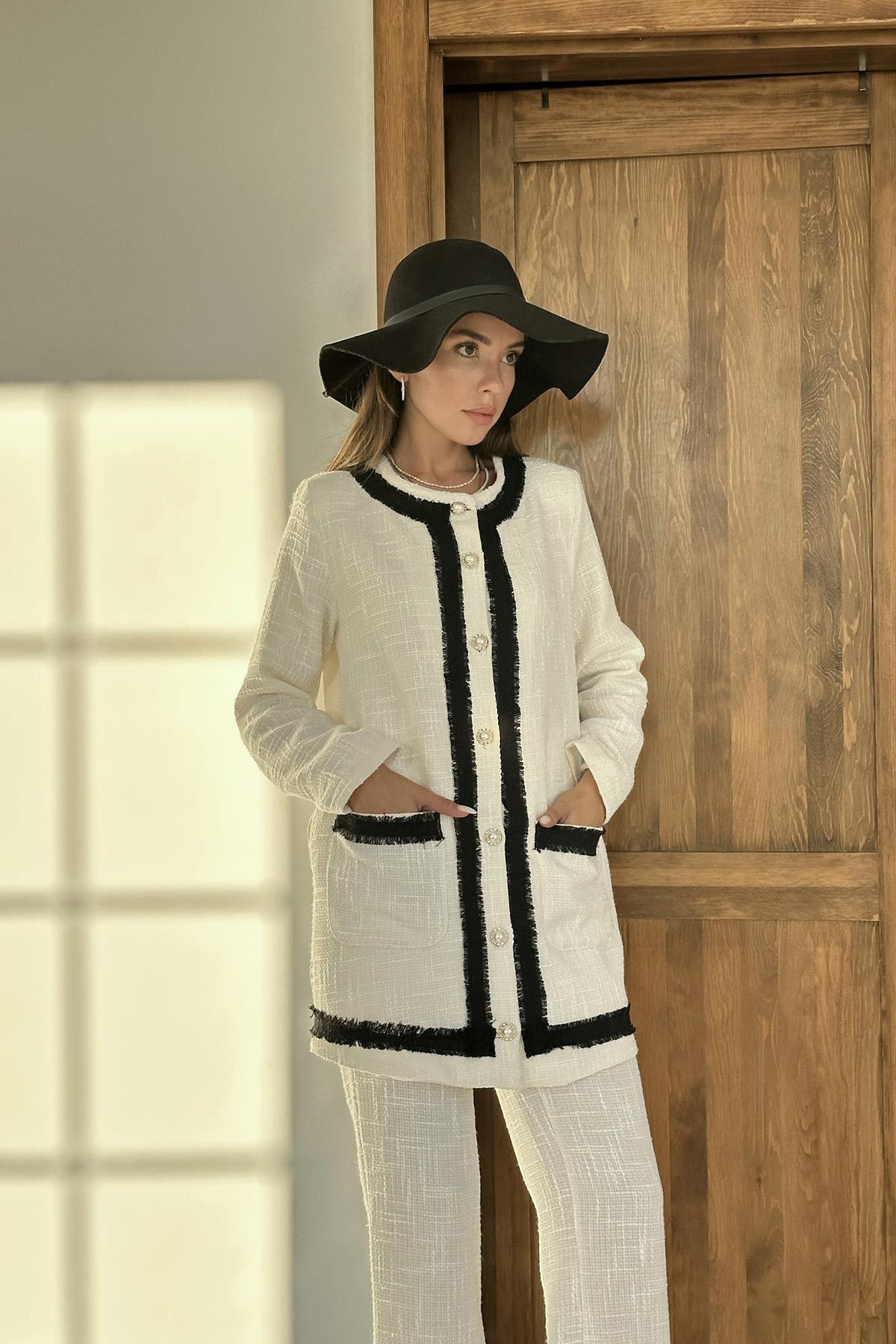 Toptan Ekru Siyah Şeritli Yakasız Ceket Ve Pantolon Takım