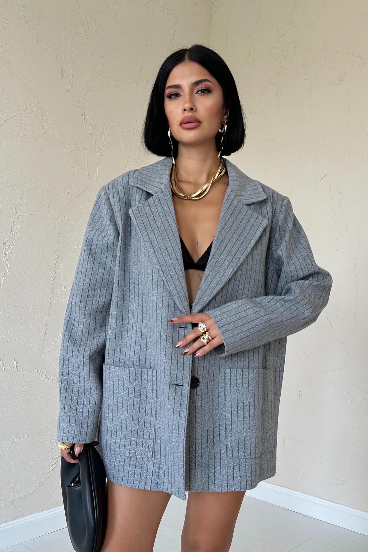 Toptan Gri Çizgili Oversize Ceket