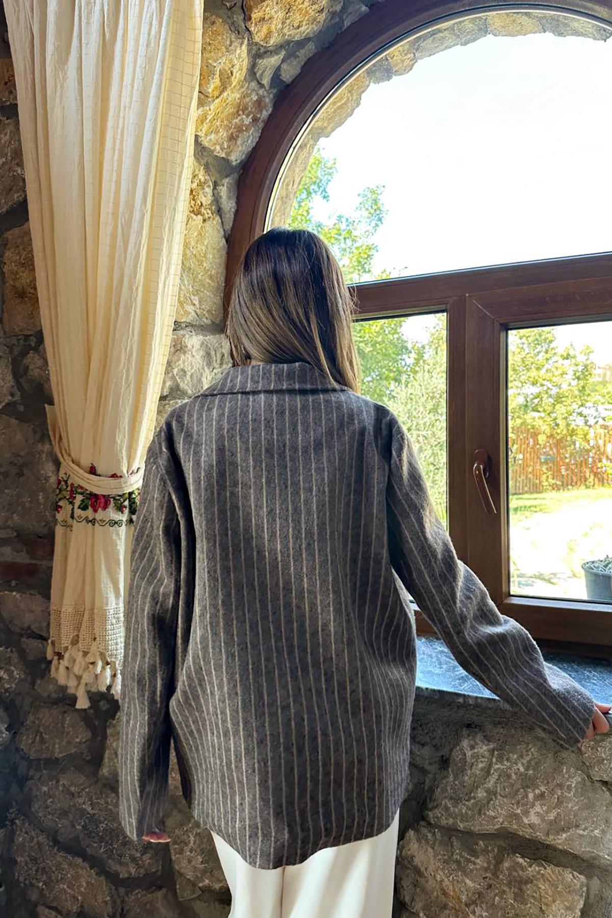 Toptan Kahverengi Çizgili Yün Ceket