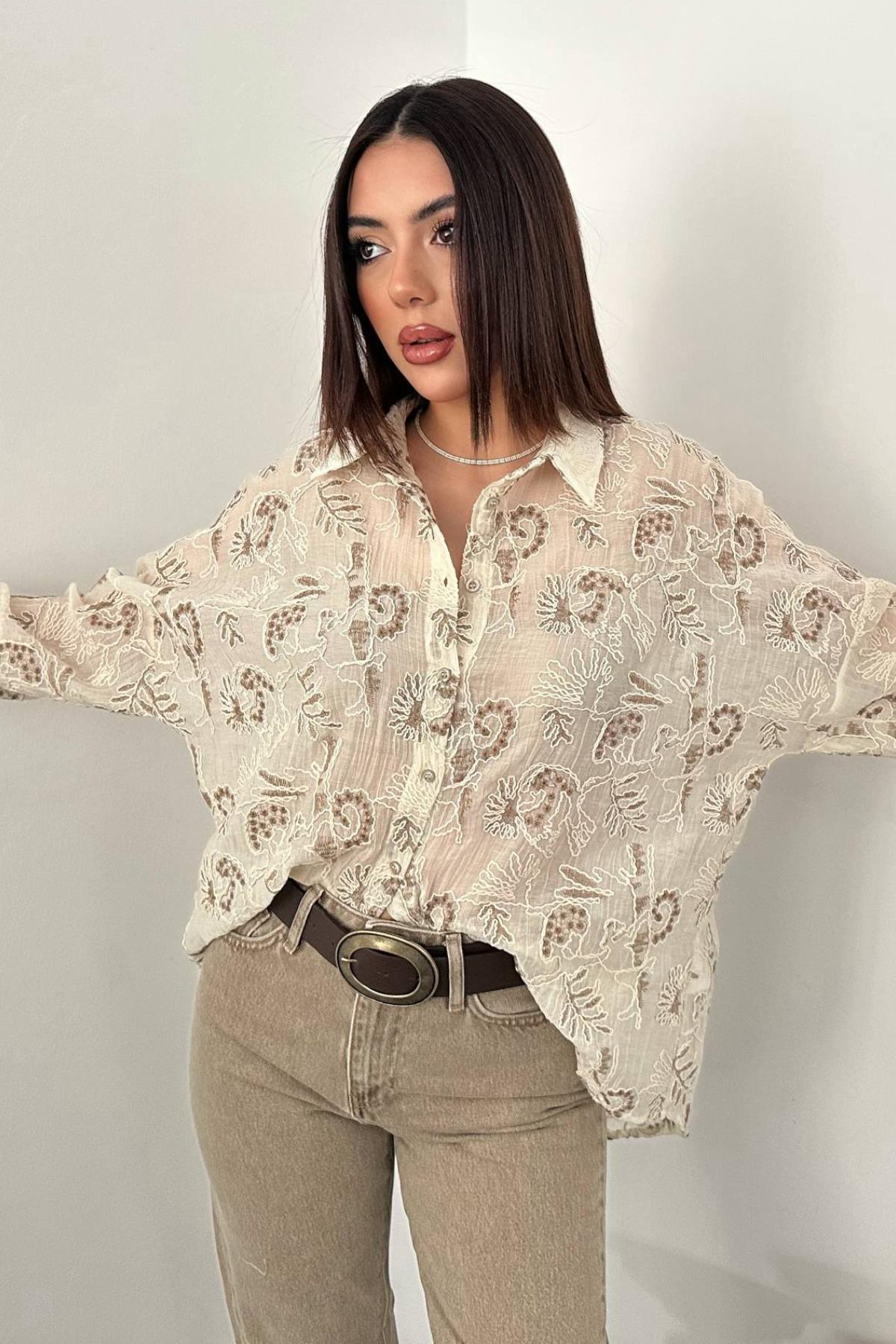 Kahverengi Nakışlı Oversize Gömlek