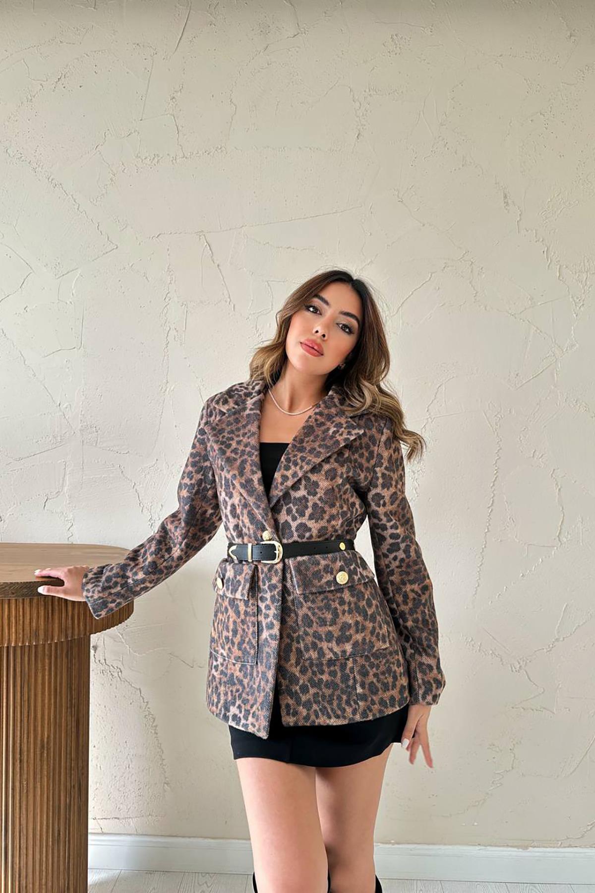 Toptan Leopar Gold Kemerli Leopar Ceket .. Leopar L