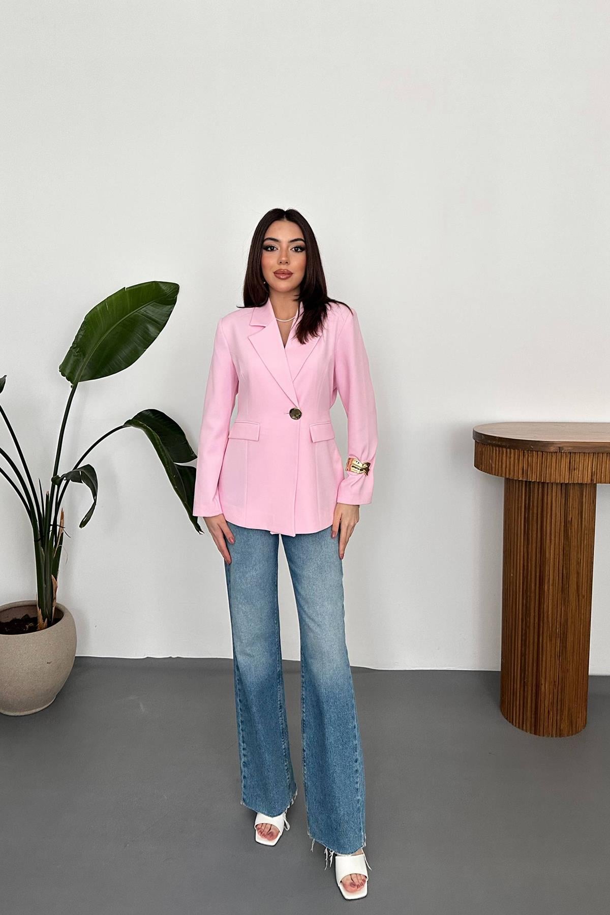 Pembe Belden Oturtmalı Blazer Ceket