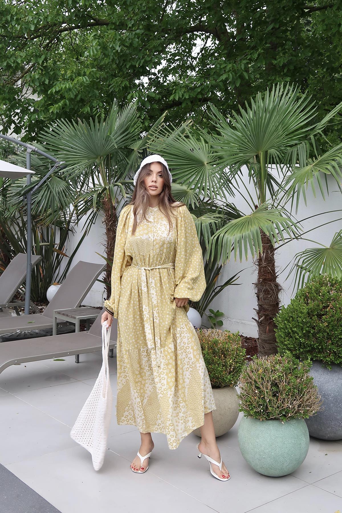 Toptan Sarı Çiçek Desenli Beli Kuşaklı Hakim Yaka Elbise Sarı L