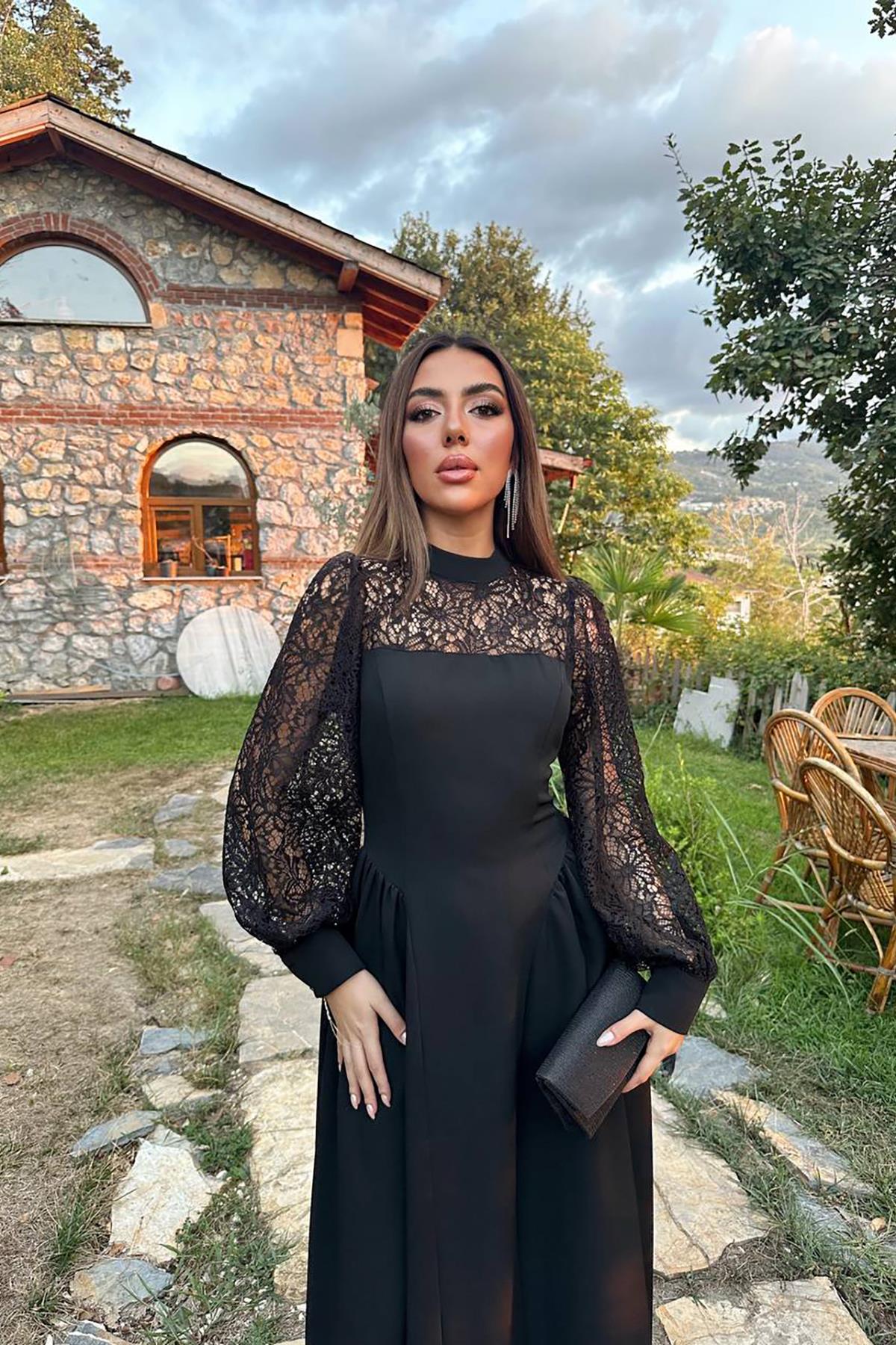 Toptan Siyah Dantel Garnili Büzgülü Atlas Elbise