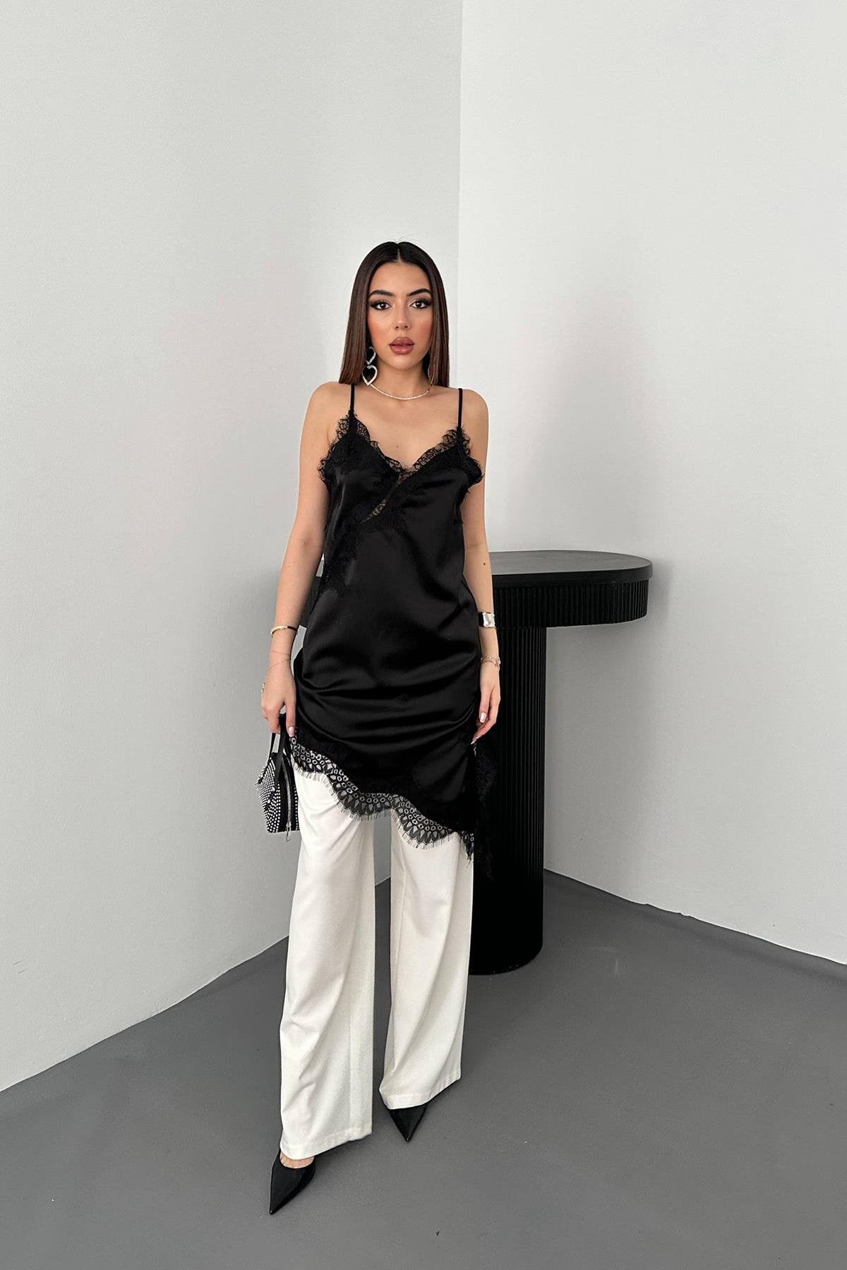 Toptan Siyah Dantelli Elbise Siyah L