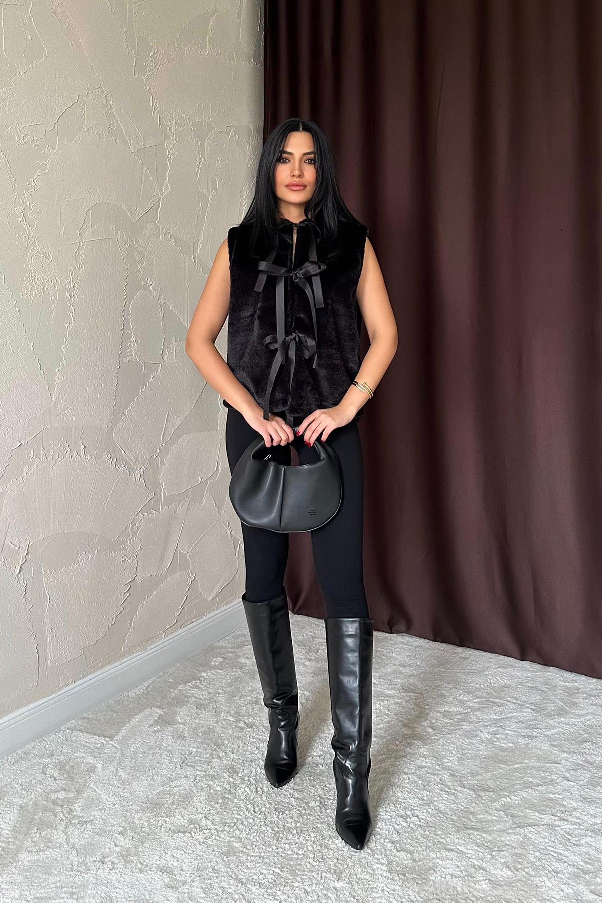 Toptan Siyah Fiyonklu Peluş Yelek