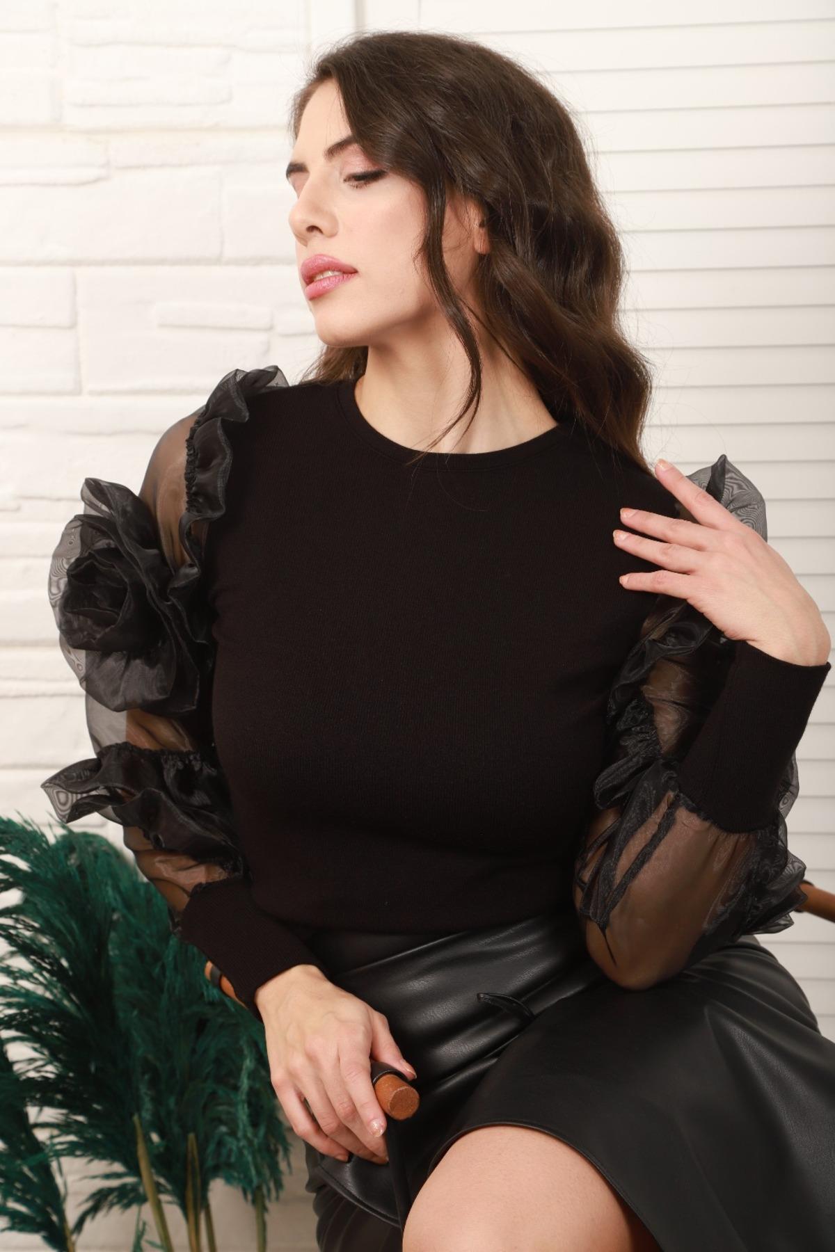 Toptan Siyah Kolları Organze Detaylı Bluz