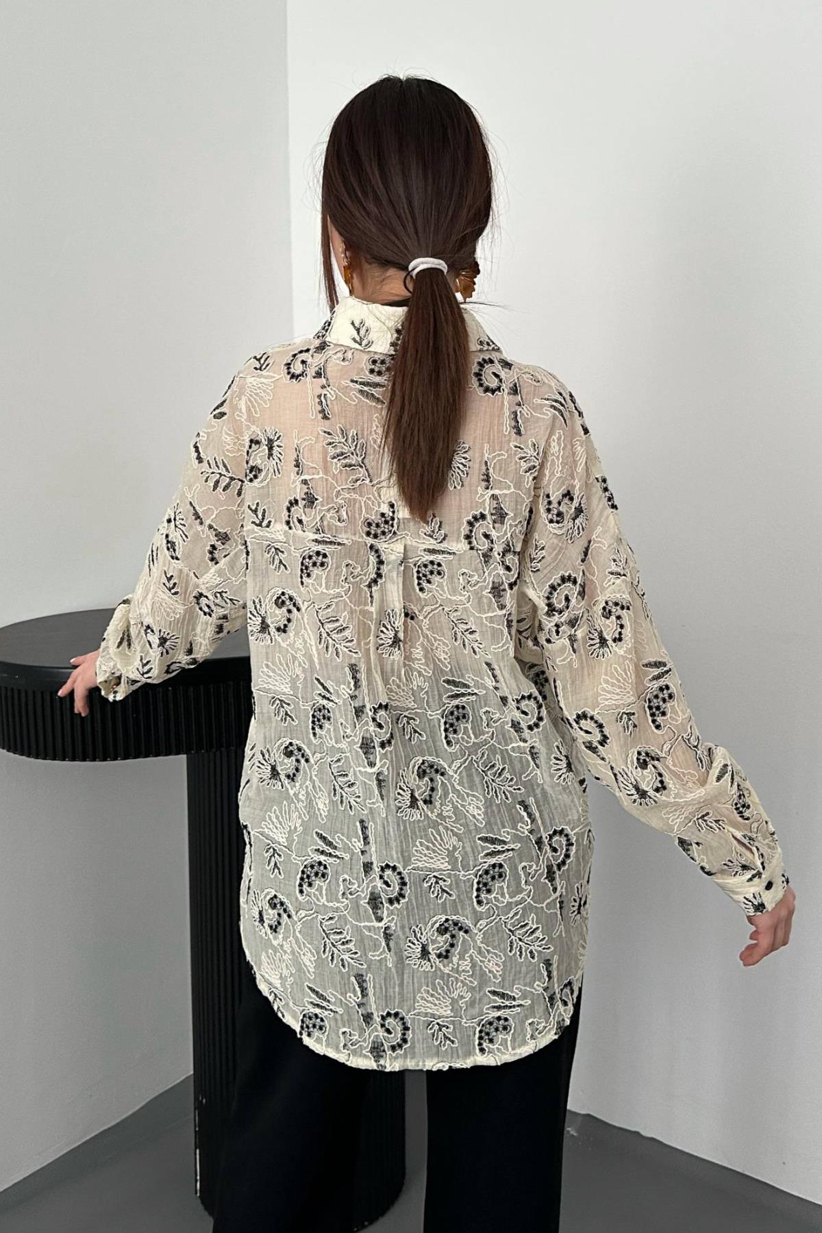 Siyah Nakışlı Oversize Gömlek