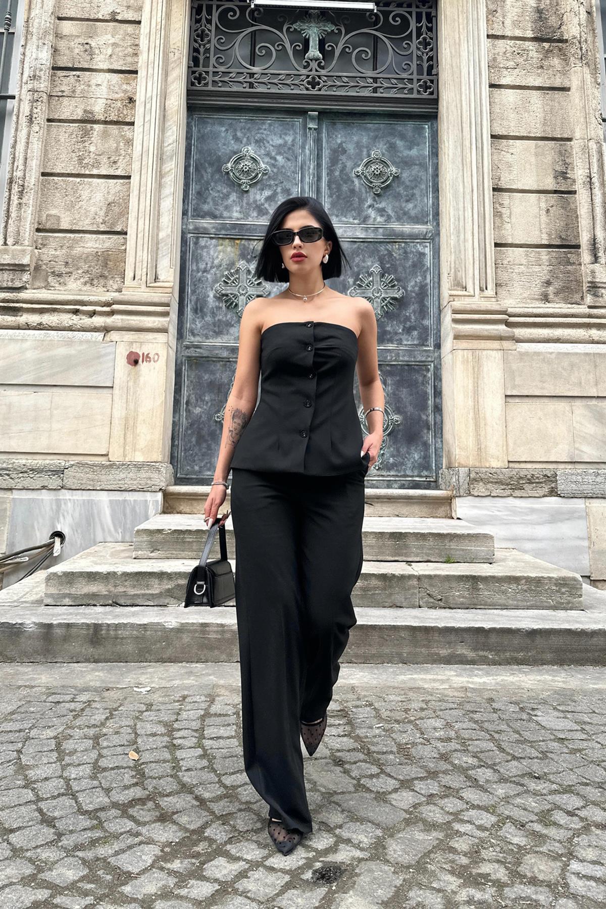 Siyah Straplez Düğmeli Crop Ve Pantolon Takım