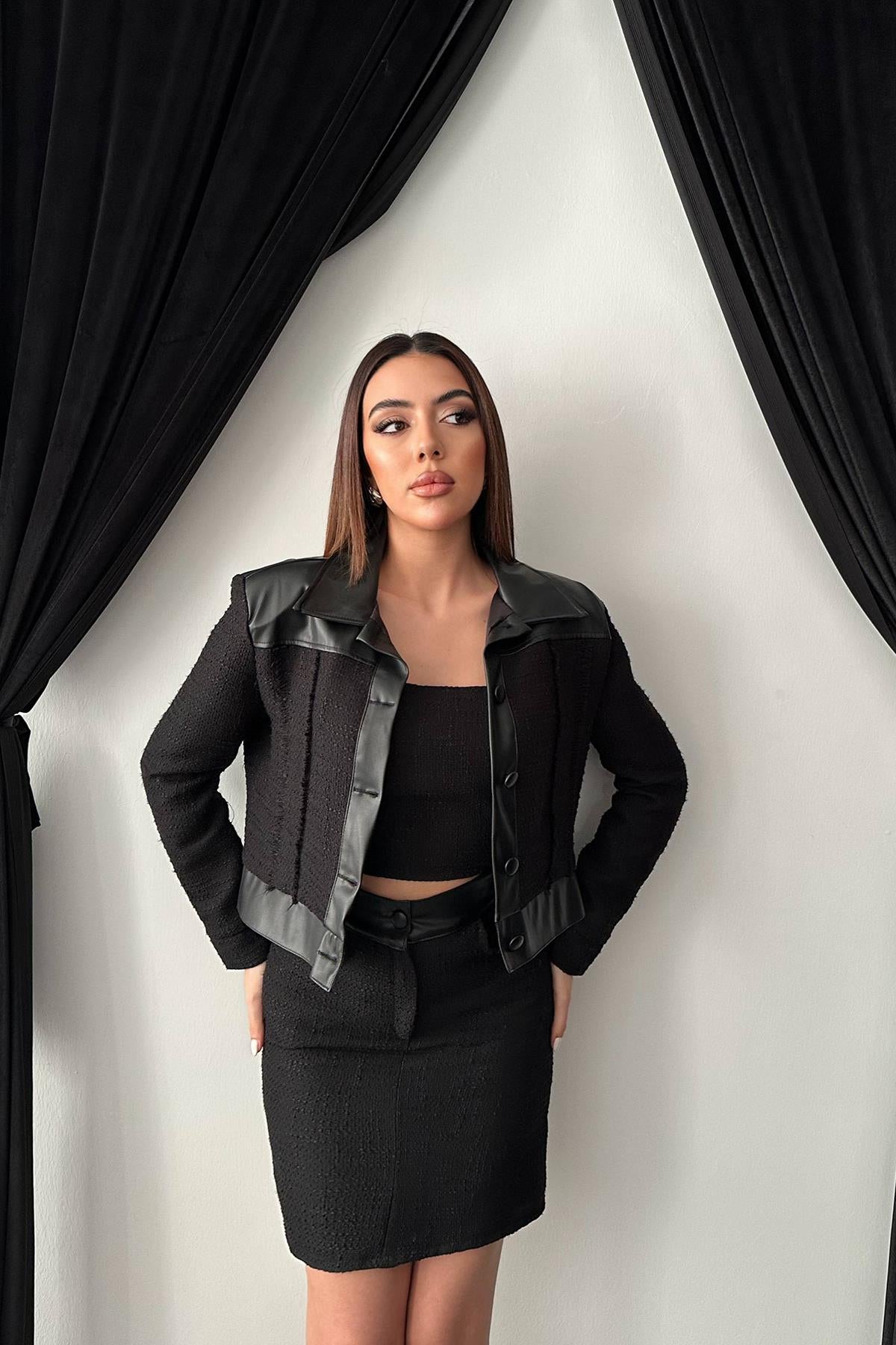 Toptan Siyah Üçlü Deri Garnili Ceket Ve Pantolon Takım