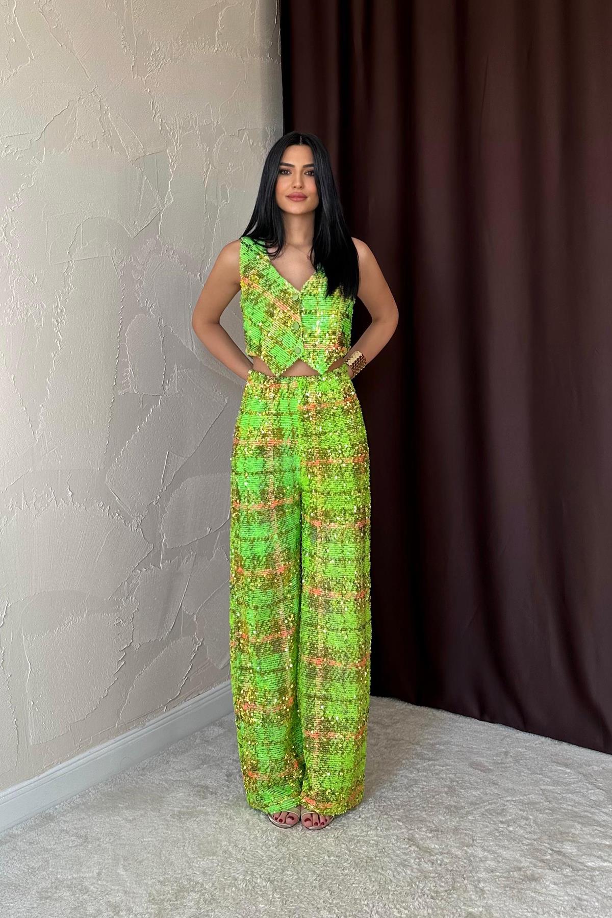 Toptan Yeşil Pullu Yelek Ve Pantolon Takım