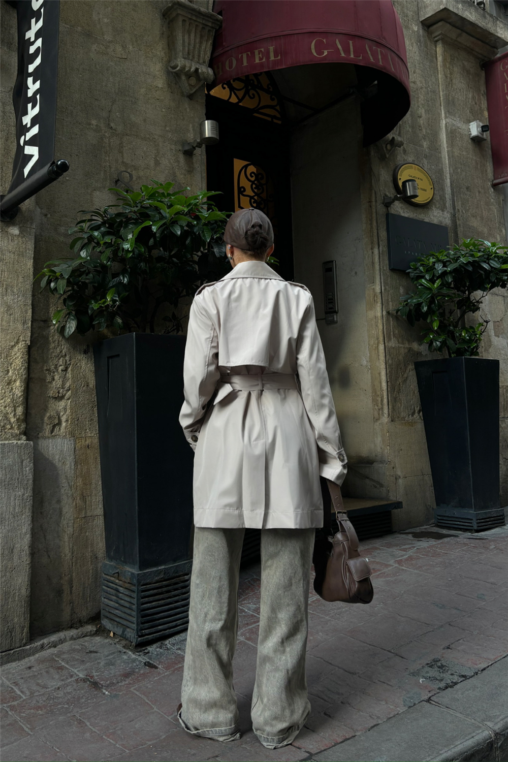 TRENCH KISA ŞANEL BOY - Taş