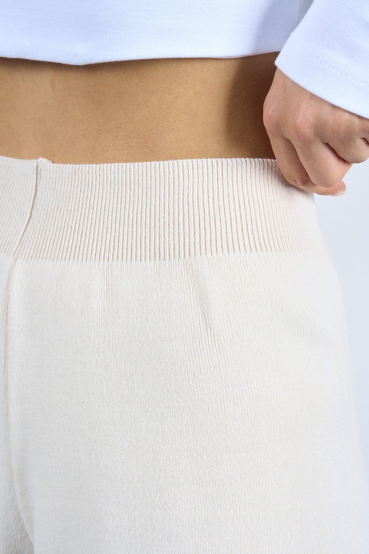 Krem Triko Pantolon