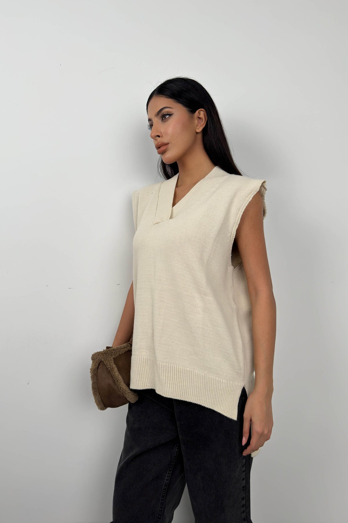 V Yaka Oversize Süveter - Bej