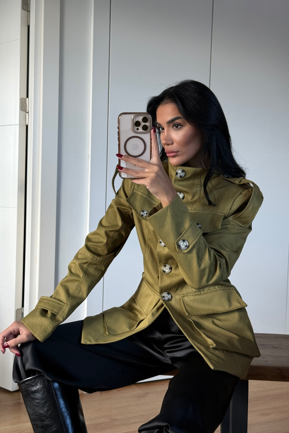 Yağ Yeşili Hakim Yaka Büyük Cepli Trenckot