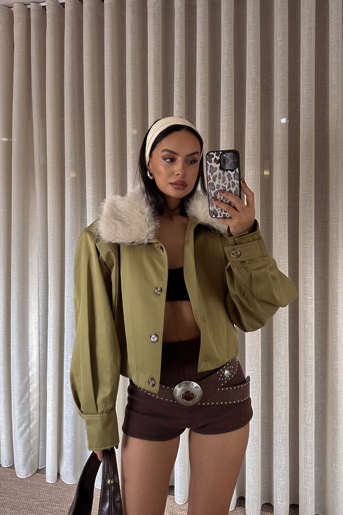 Yağ Yeşili Yakası Kürklü Kısa Trenckot