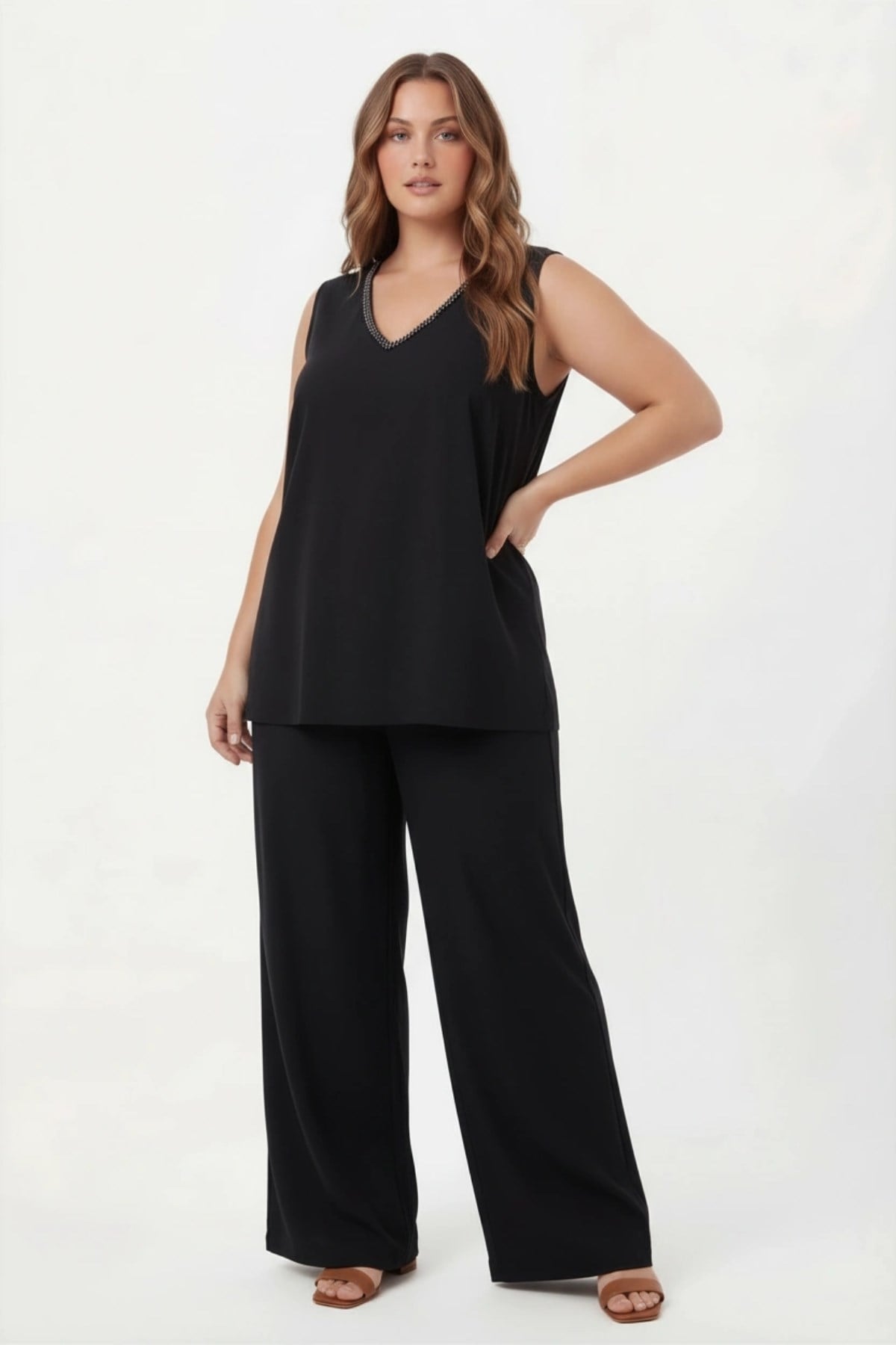 Women's Plus Size Blouse and Pants Set with Collar Bead Detail - Black