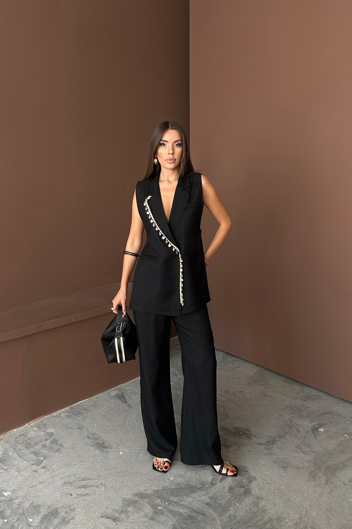 YAKA MİDYE KABUĞU SIRALI YELEK - PANTOLON  TAKIM KETEN KUMAŞ - Siyah