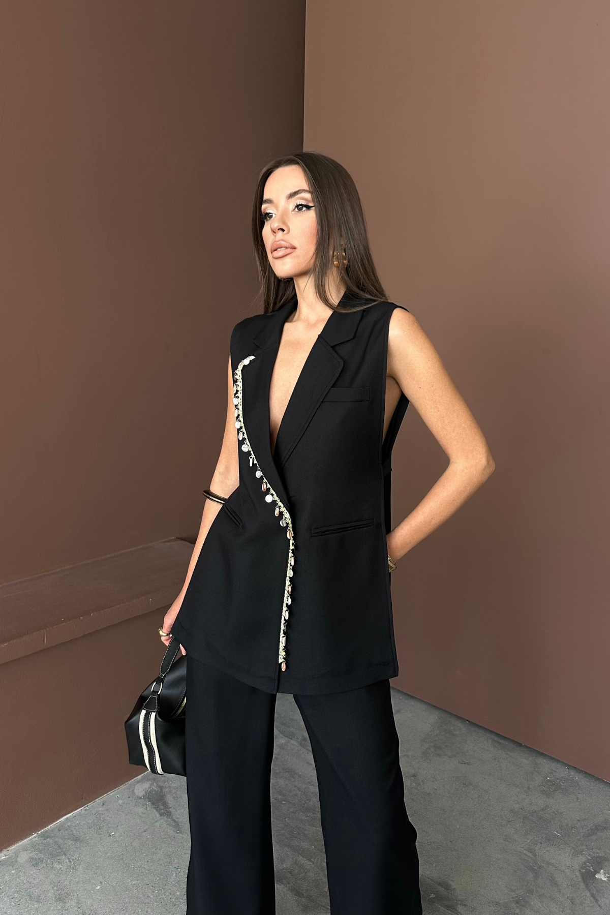 YAKA MİDYE KABUĞU SIRALI YELEK - PANTOLON  TAKIM KETEN KUMAŞ - Siyah