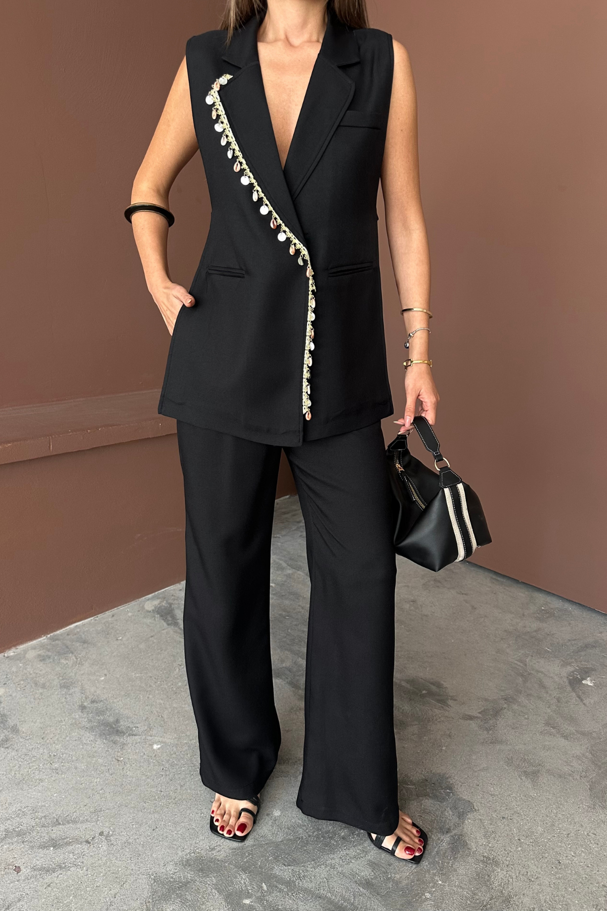 YAKA MİDYE KABUĞU SIRALI YELEK - PANTOLON  TAKIM KETEN KUMAŞ - Siyah