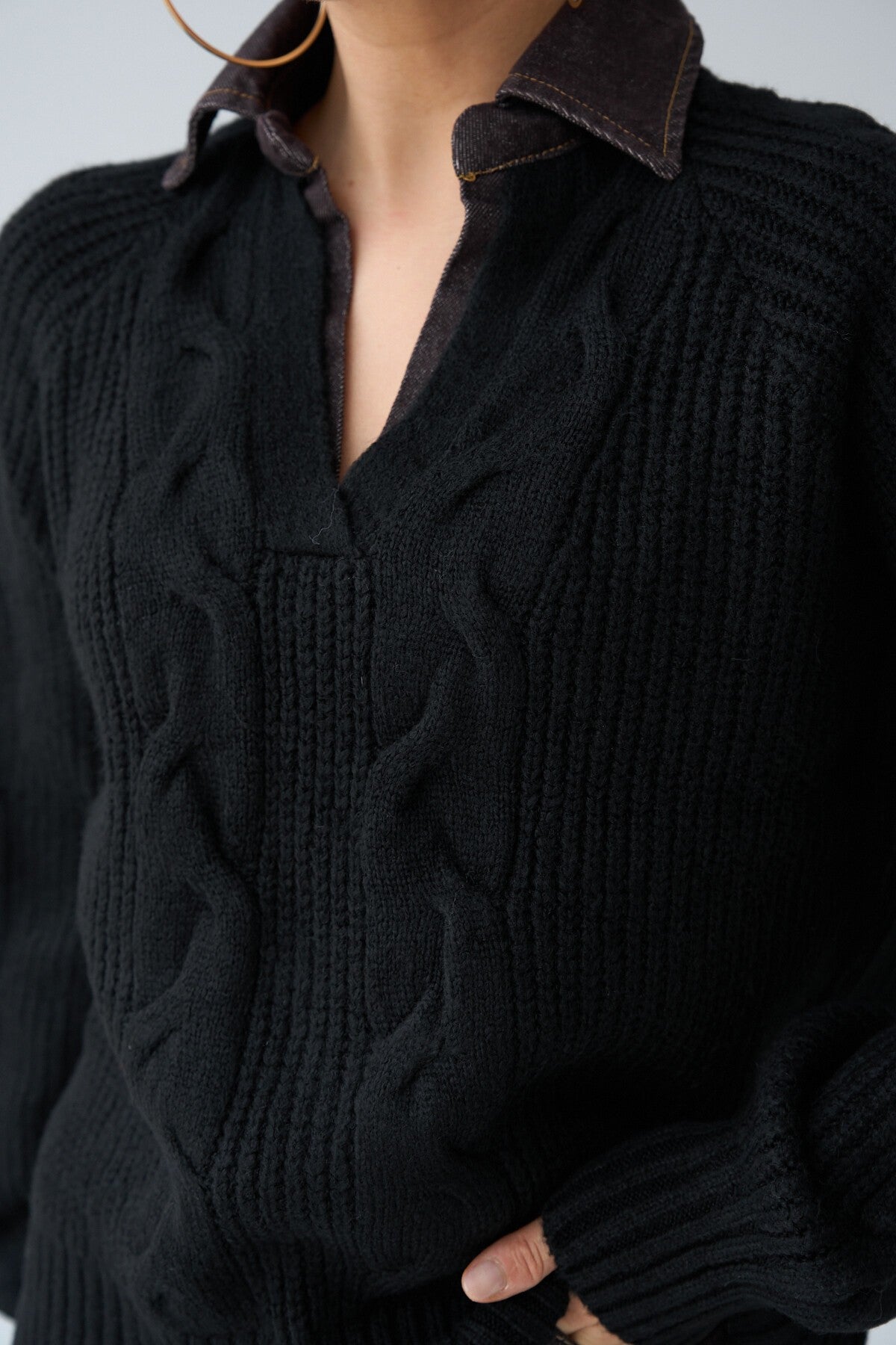 Black-Brown Collar Denim Sweater