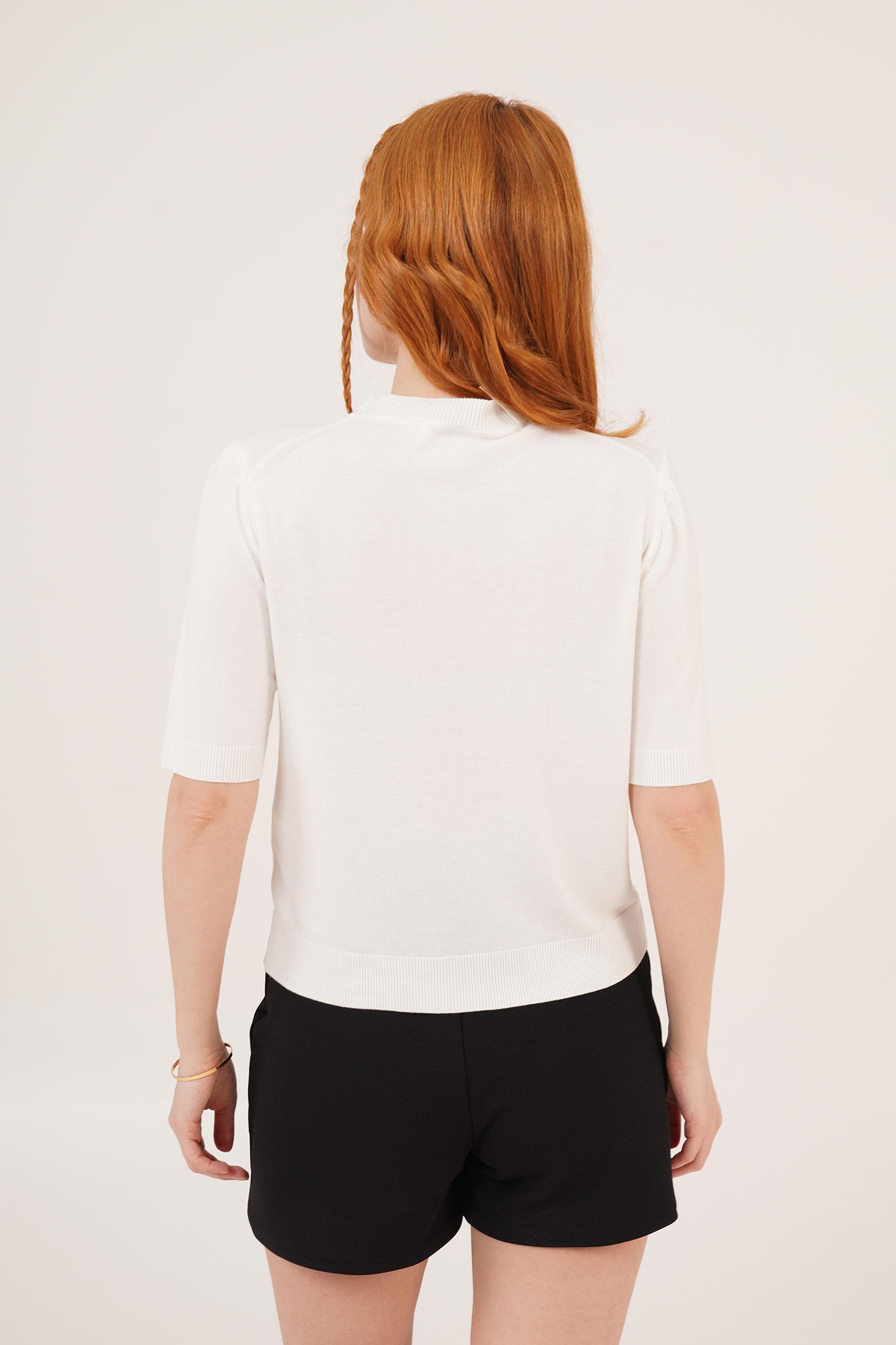 Yarım Kol Yuvarlak Yaka Likralı Toptan İnce Beyaz Triko Bluz