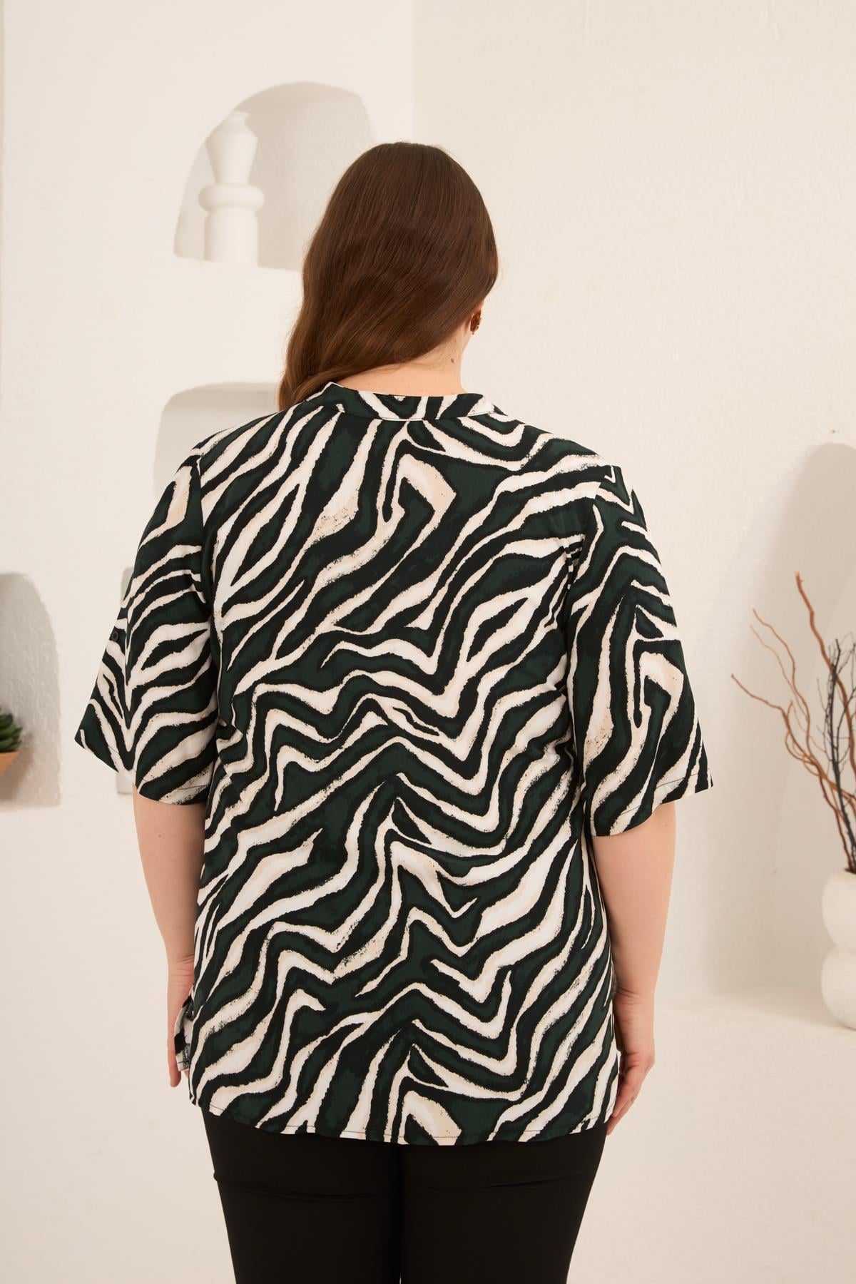Zebra Desen Büyük Beden Viskon Gömlek Haki